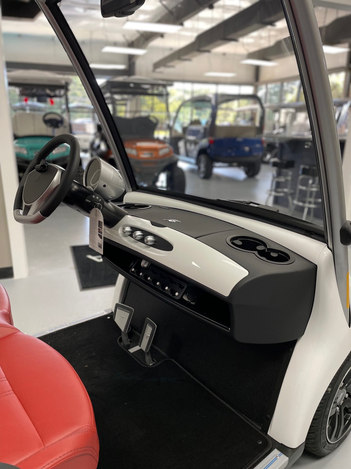 2024 Garia Via Electric Golf Cart - Image 4