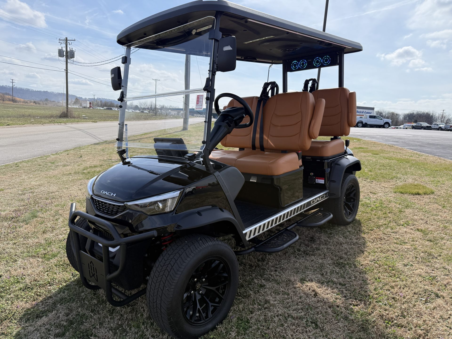 2025 Dach Apollo 4-Seater Lithium Golf Cart