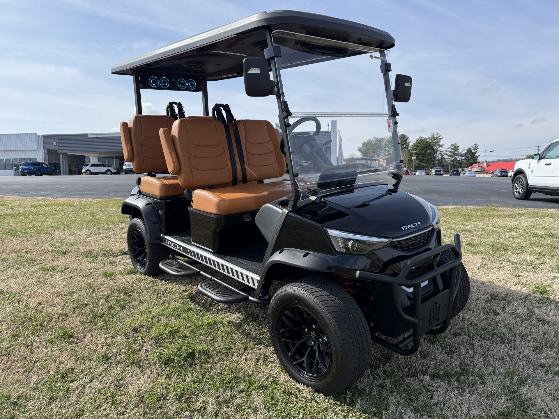 2025 Dach Apollo 4-Seater Lithium Golf Cart - Image 3