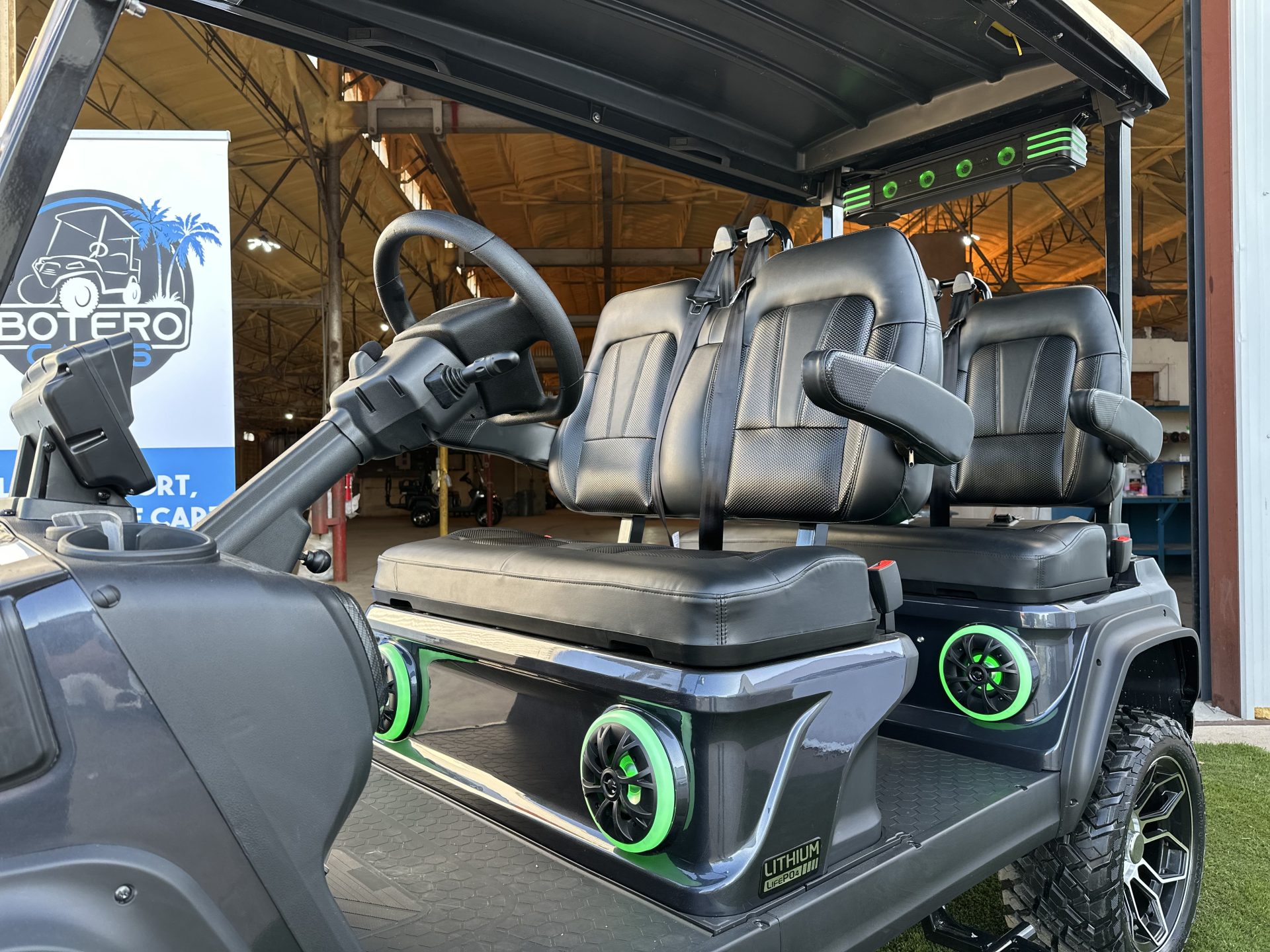 2025 Evolution D5 Street Legal LSV 4-Seater Lithium Golf Cart (Lifted) - Image 7