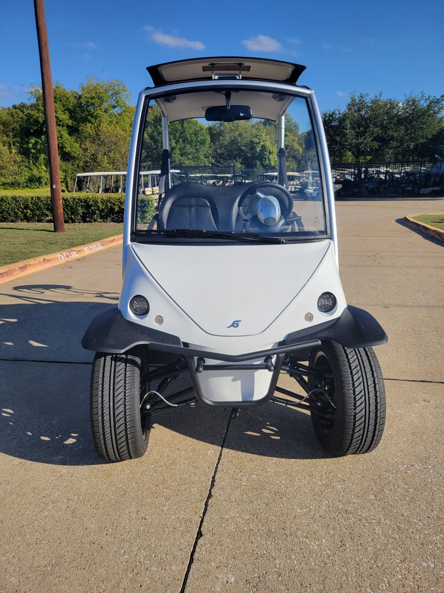 2025 Garia Via 4-Seater Lithium Golf Cart (Lifted)