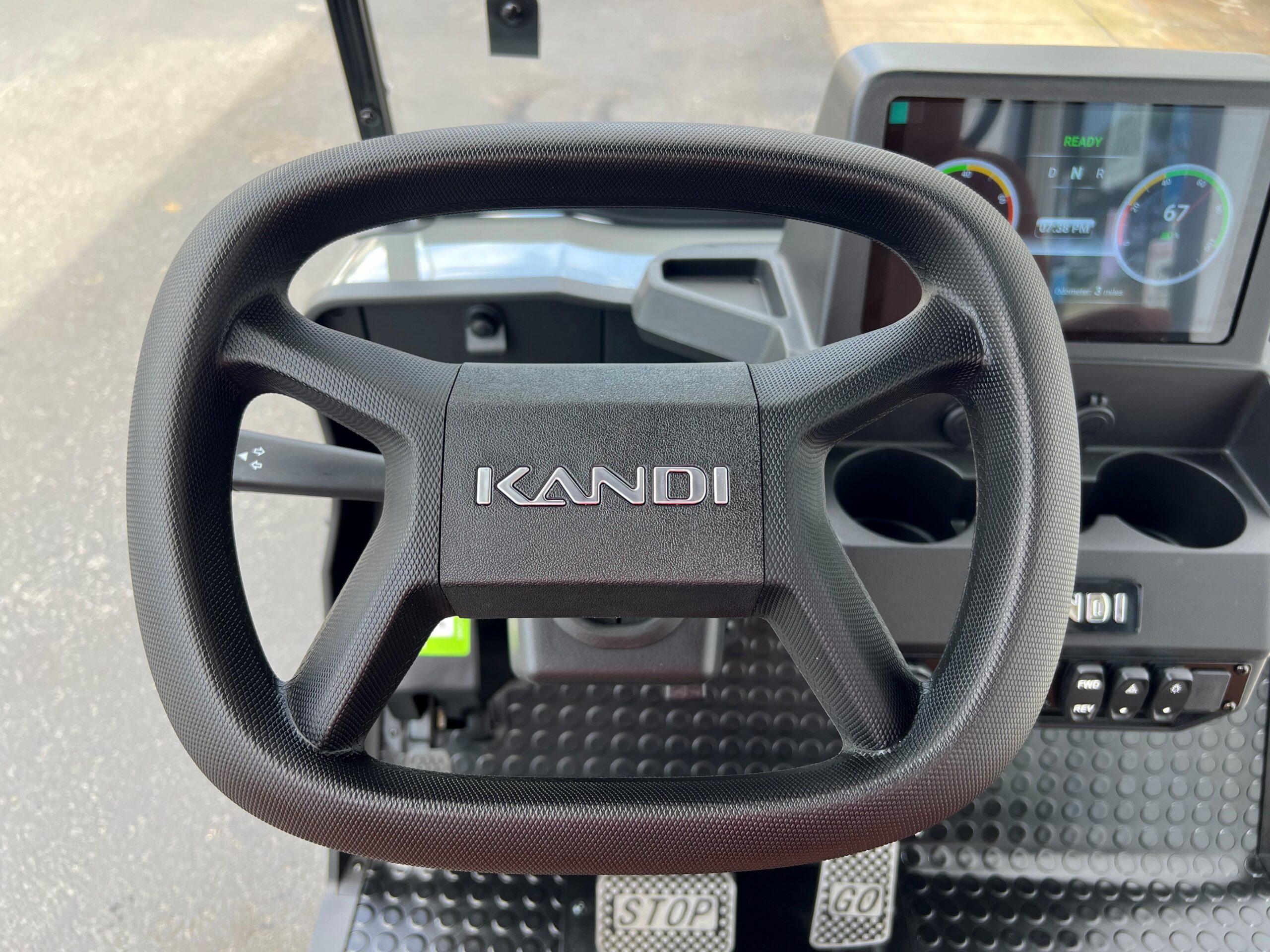 2025 Kandi GOAT 2-Seater Lithium Golf Cart - Image 14