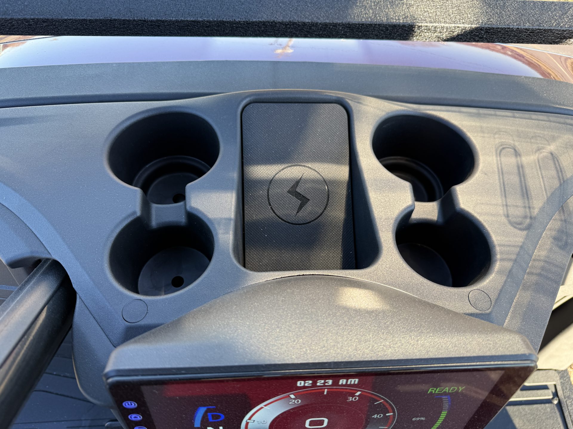 2025 Sierra AX5 2-Seater Lithium Golf Cart - Image 7